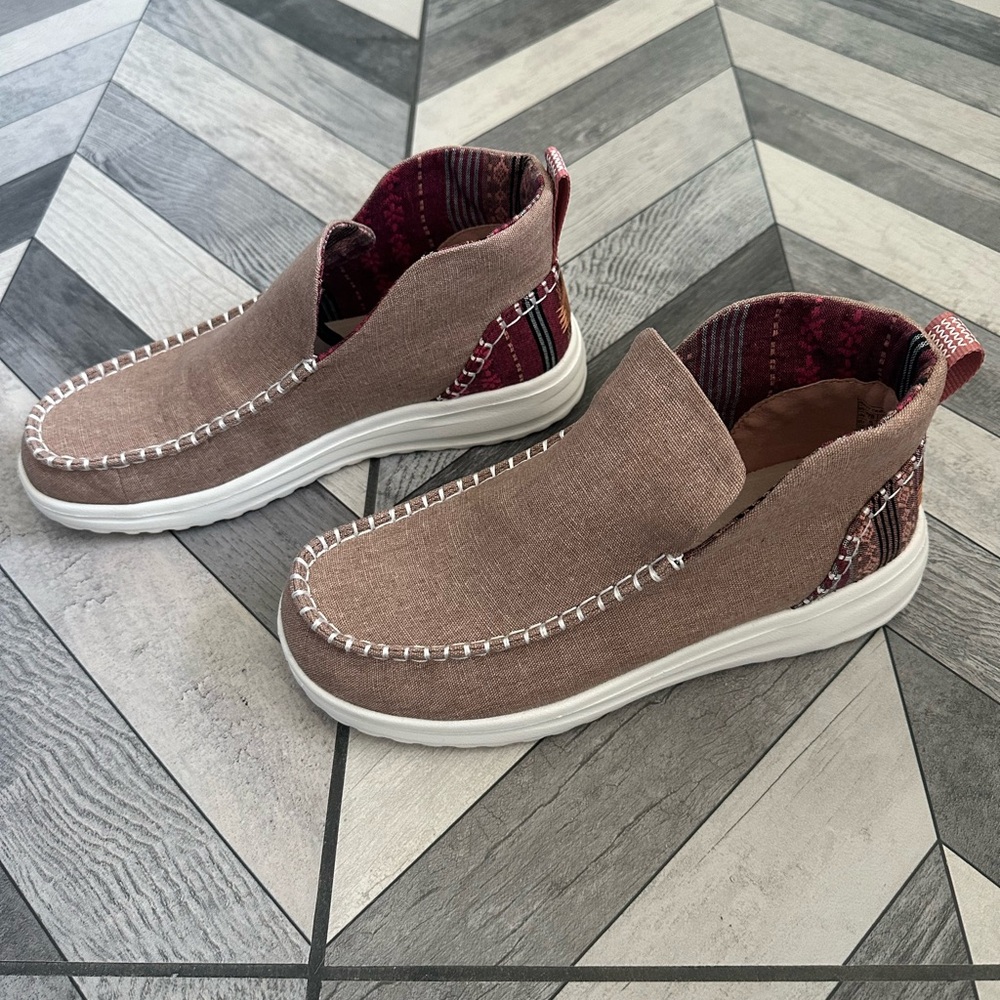 Hey Dude Slip-On Women’s Denny Shoes
